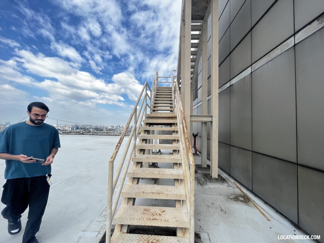 Helipad and Rooftop CAAT Building - Bangkok, Thailand Filming Location