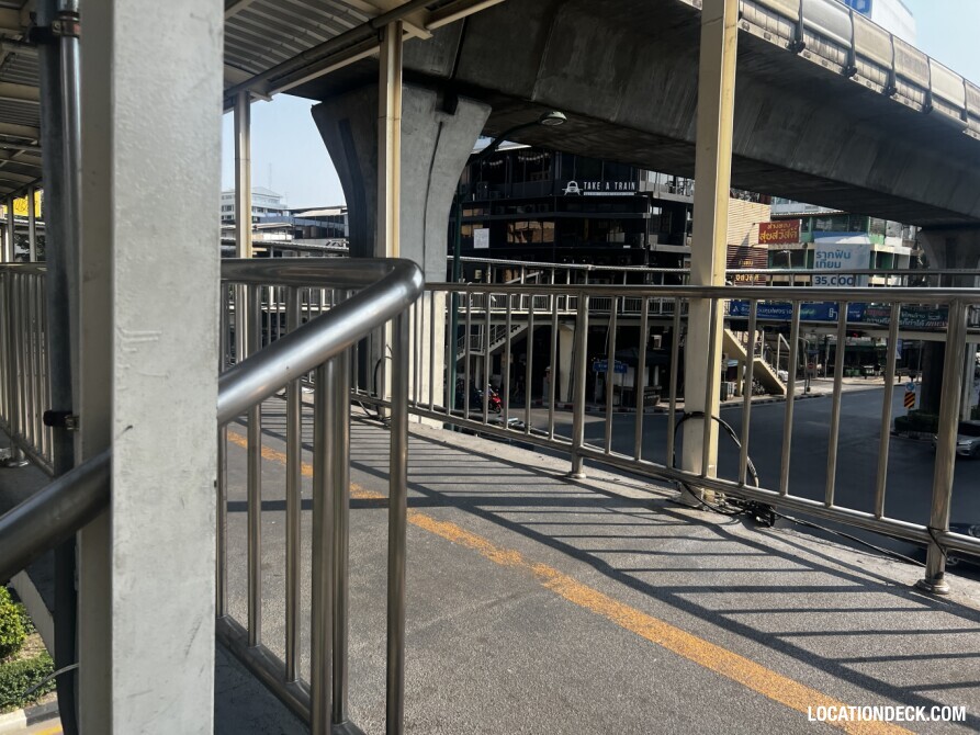 Saphan Khwai Intersection Bridge - Bangkok, Thailand Filming Location