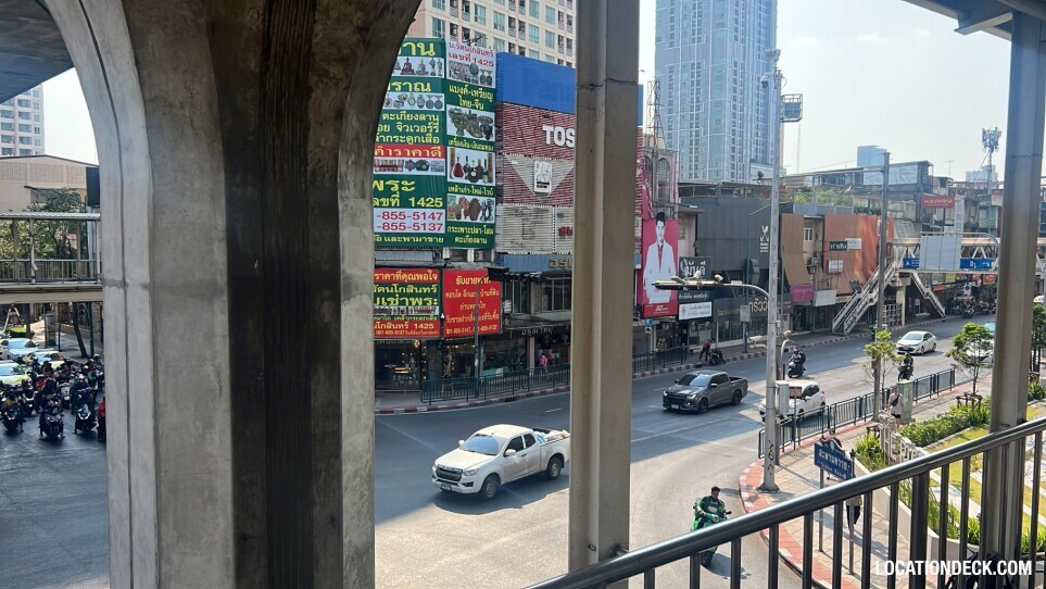 Saphan Khwai Intersection Bridge - Bangkok, Thailand Filming Location