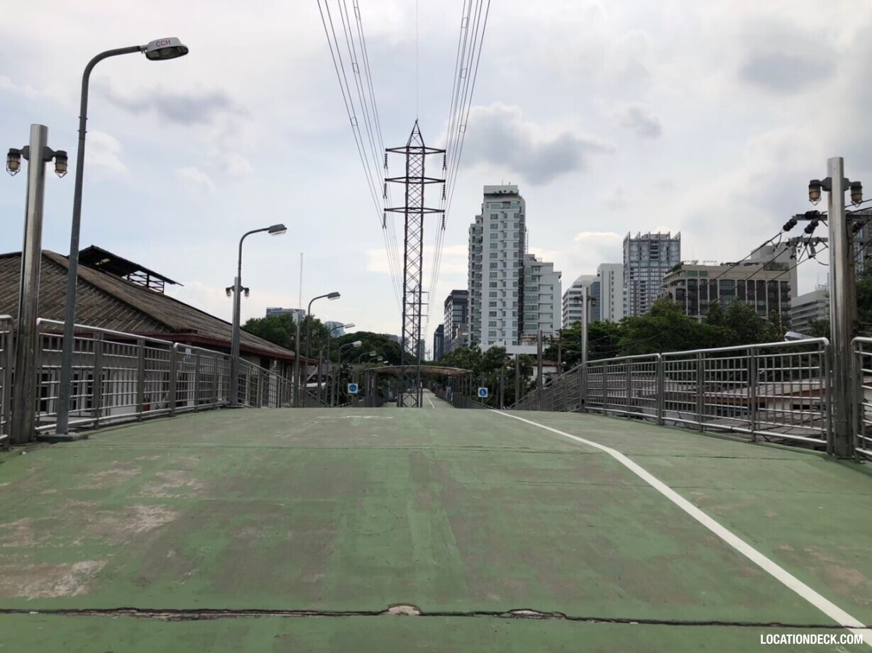 Lumpini Benjakitti Bridge - Bangkok, Thailand Filming Location