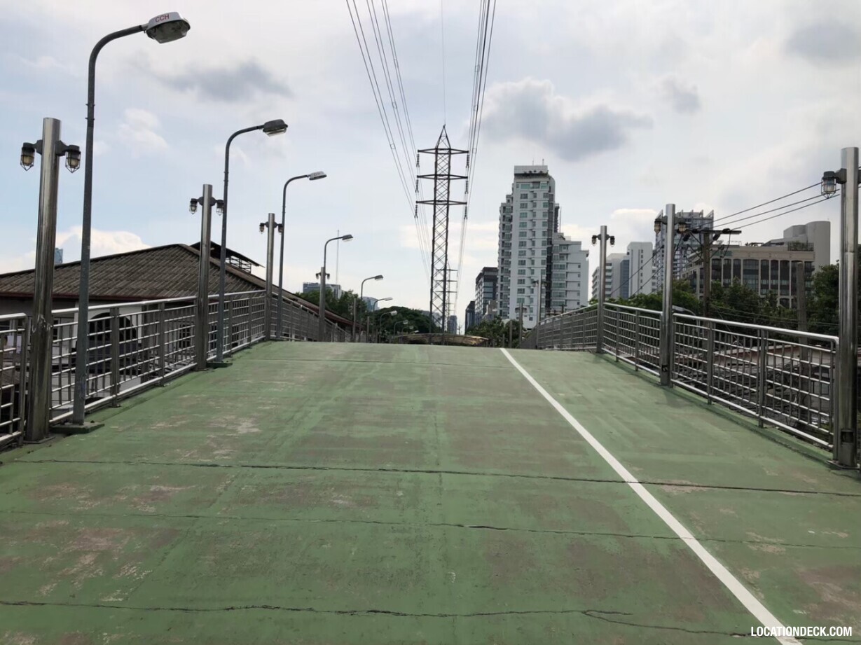 Lumpini Benjakitti Bridge - Bangkok, Thailand Filming Location