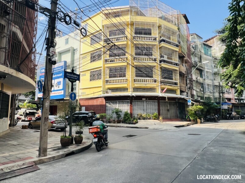 Chalem Ket Soi 4 - Bangkok, Thailand Filming Location
