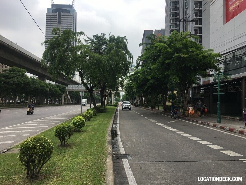 Road Under Thonburi BTS - Bangkok, Thailand Filming Location