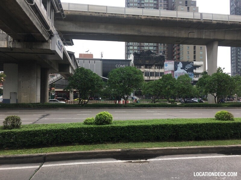 Road Under Thonburi BTS - Bangkok, Thailand Filming Location