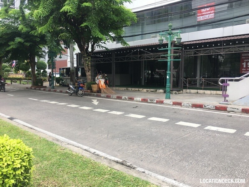 Road Under Thonburi BTS - Bangkok, Thailand Filming Location