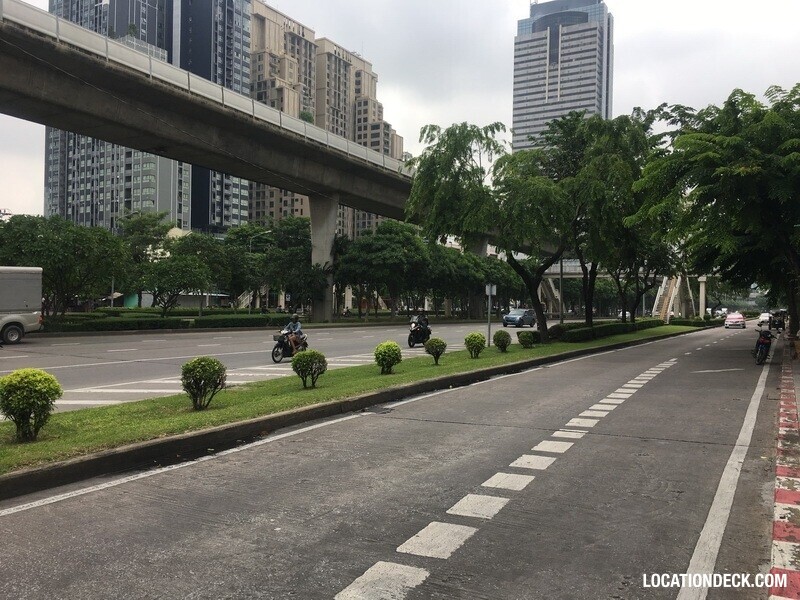 Road Under Thonburi BTS - Bangkok, Thailand Filming Location
