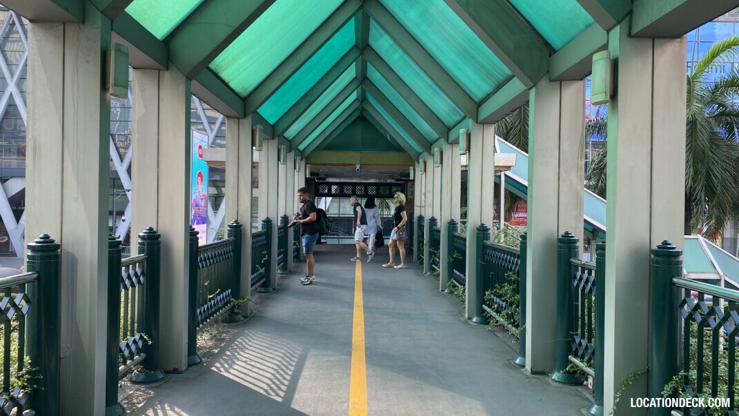 Siam Bridge between CentralWorld and Gaysorn - Bangkok, Thailand Filming Location