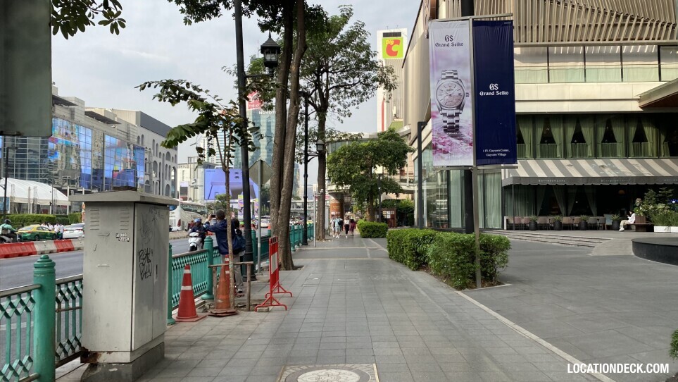 Siam Bridge between CentralWorld and Gaysorn - Bangkok, Thailand Filming Location