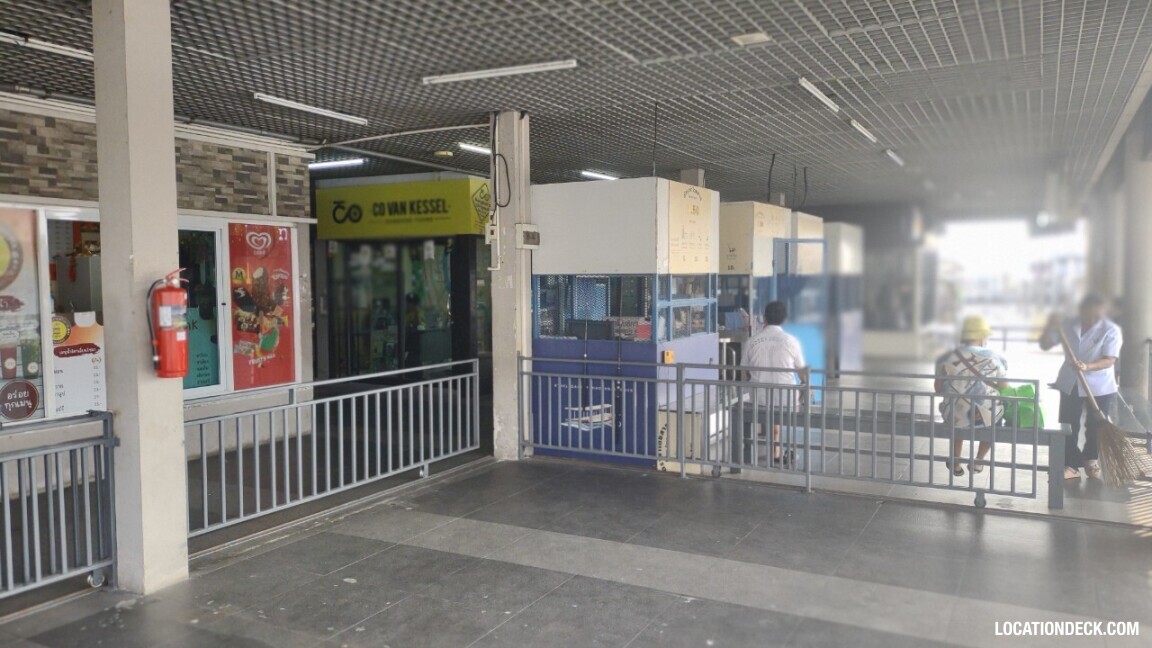 Tha Phra Chan Pier - Bangkok, Thailand Filming Location