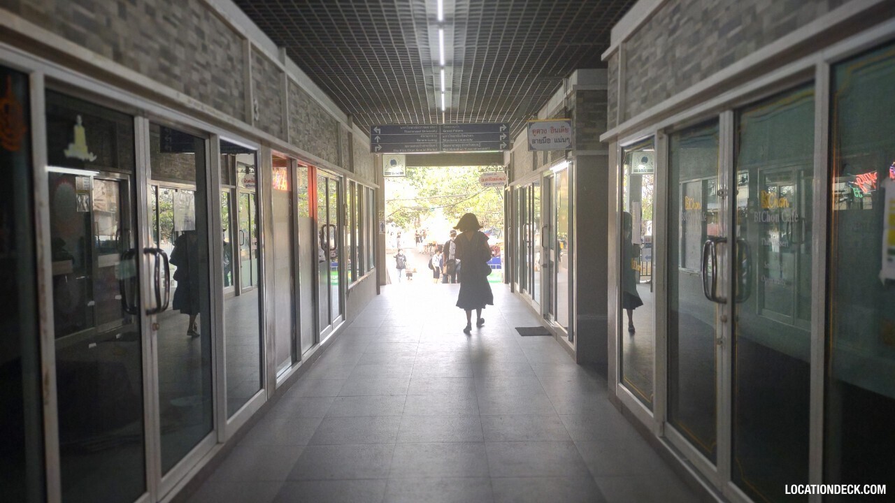 Tha Phra Chan Pier - Bangkok, Thailand Filming Location