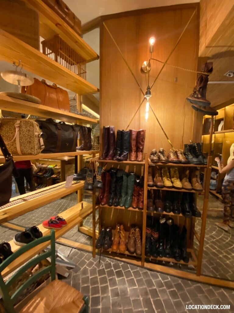 (un)Fashion Vintage Collection Cafe - Bangkok, Thailand Filming Location