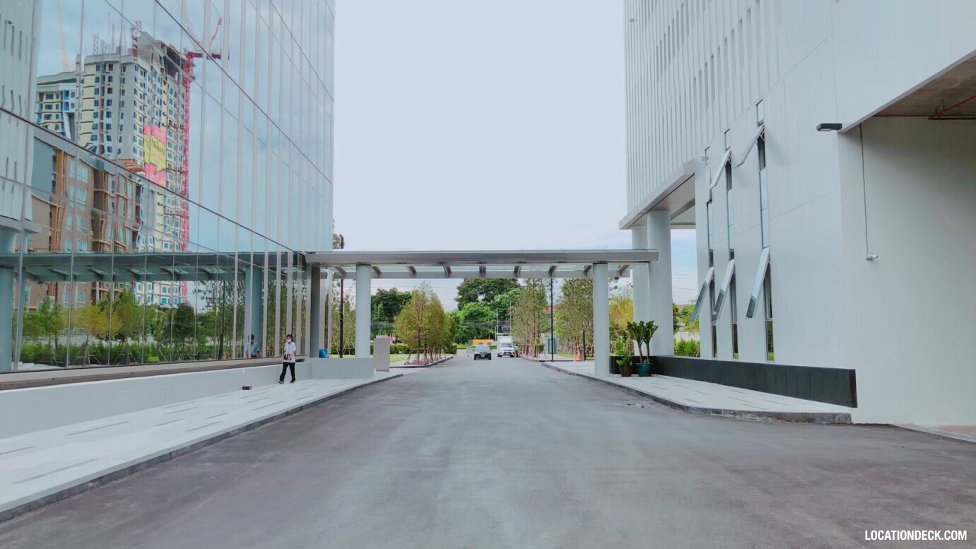 Kaset Nawamin Road - Bangkok, Thailand Filming Location