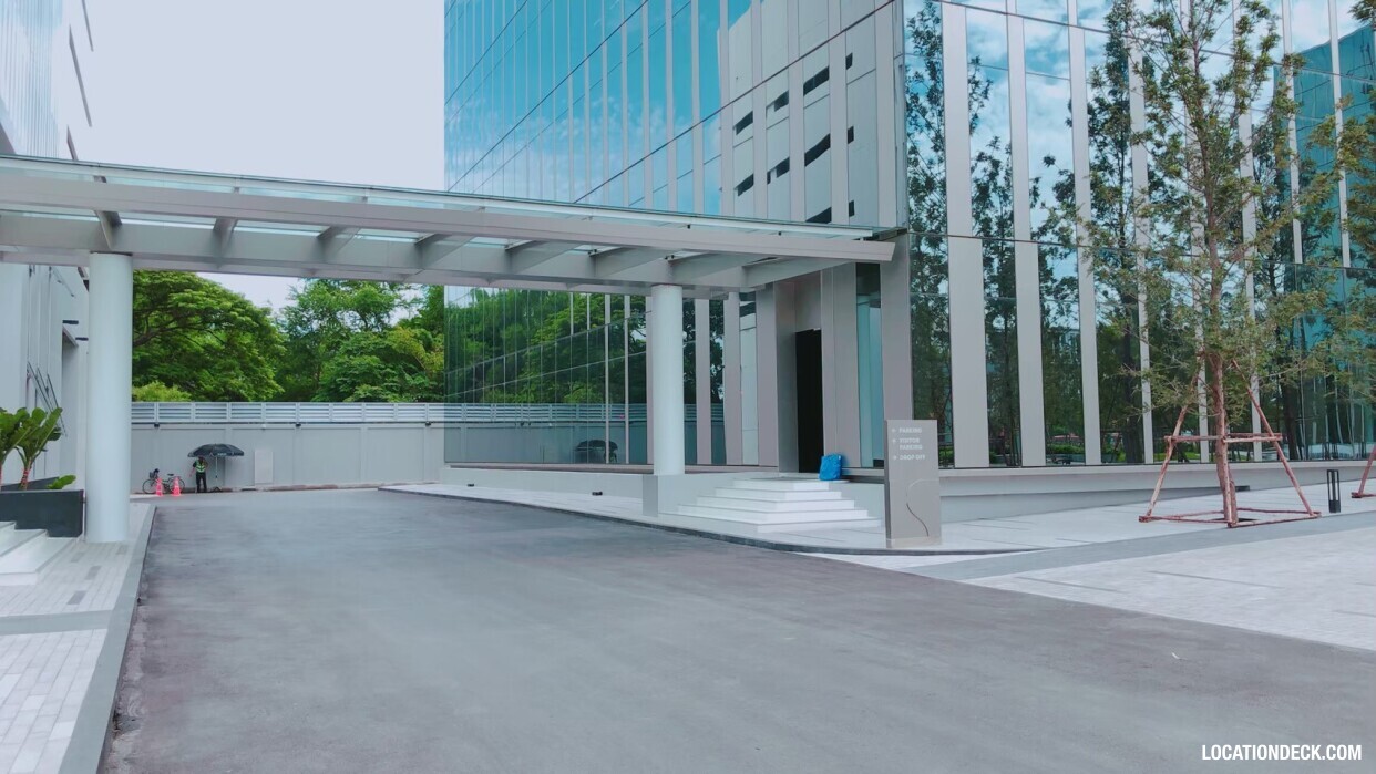 Kaset Nawamin Road - Bangkok, Thailand Filming Location