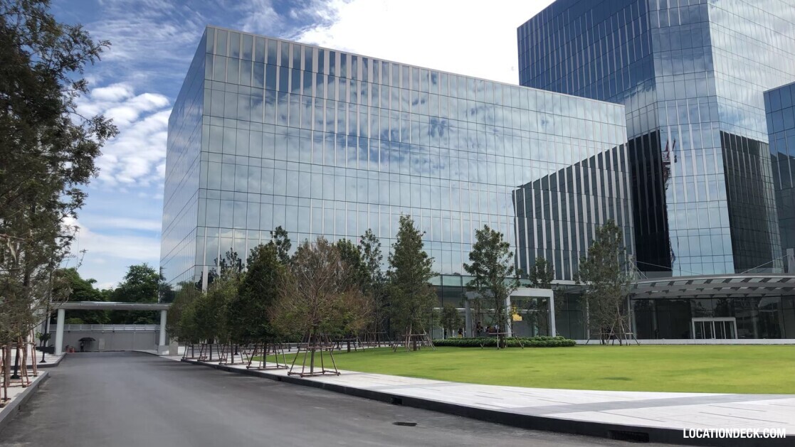 Kaset Nawamin Road - Bangkok, Thailand Filming Location