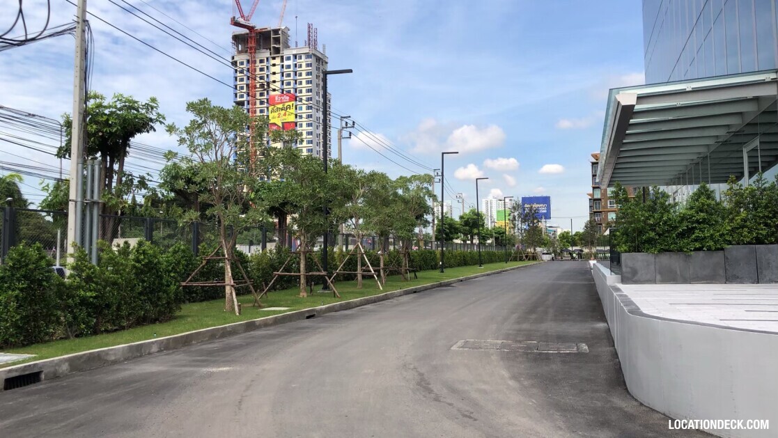 Kaset Nawamin Road - Bangkok, Thailand Filming Location