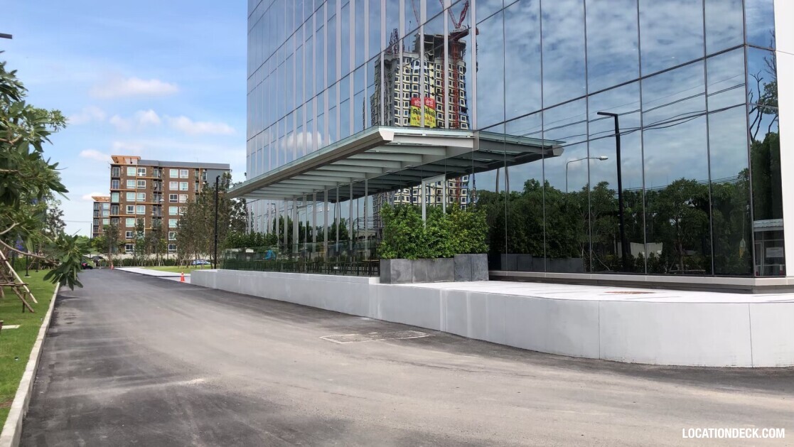 Kaset Nawamin Road - Bangkok, Thailand Filming Location