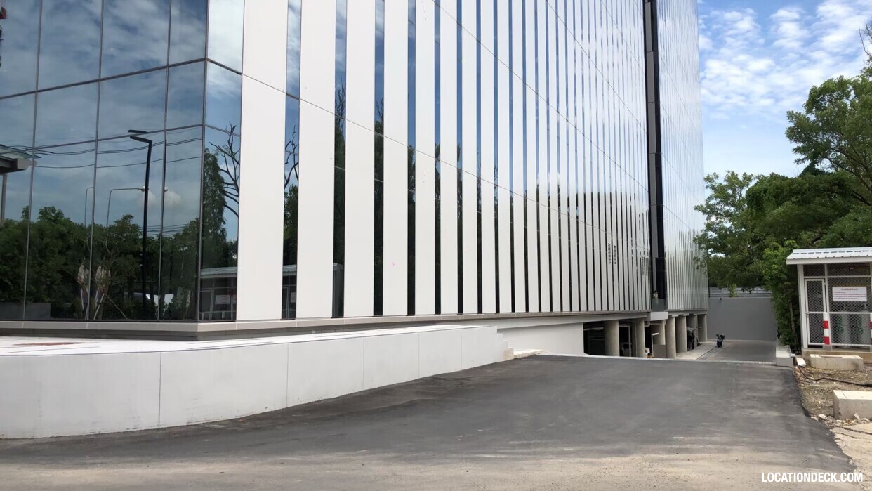 Kaset Nawamin Road - Bangkok, Thailand Filming Location