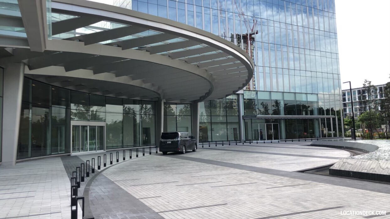 Kaset Nawamin Road - Bangkok, Thailand Filming Location