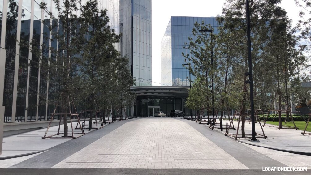 Kaset Nawamin Road - Bangkok, Thailand Filming Location