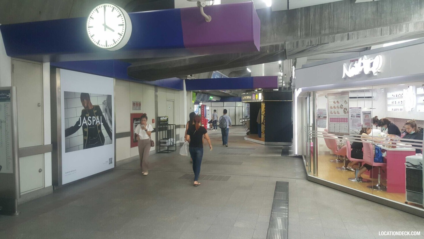 BTS Chong Nonsi - Bangkok, Thailand Filming Location