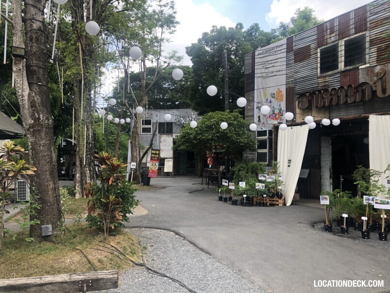 Chang Chui Night Market - Bangkok, Thailand Filming Location