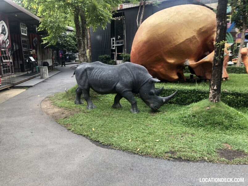 Chang Chui Night Market - Bangkok, Thailand Filming Location