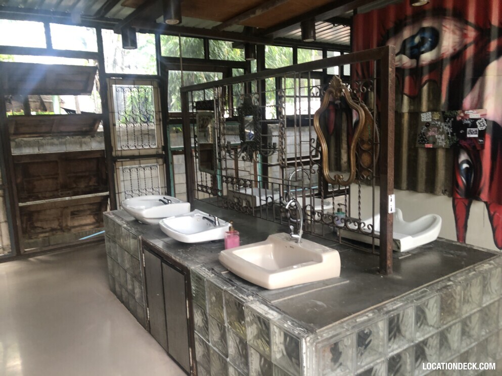 Chang Chui Night Market - Bangkok, Thailand Filming Location