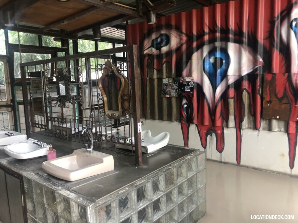 Chang Chui Night Market - Bangkok, Thailand Filming Location