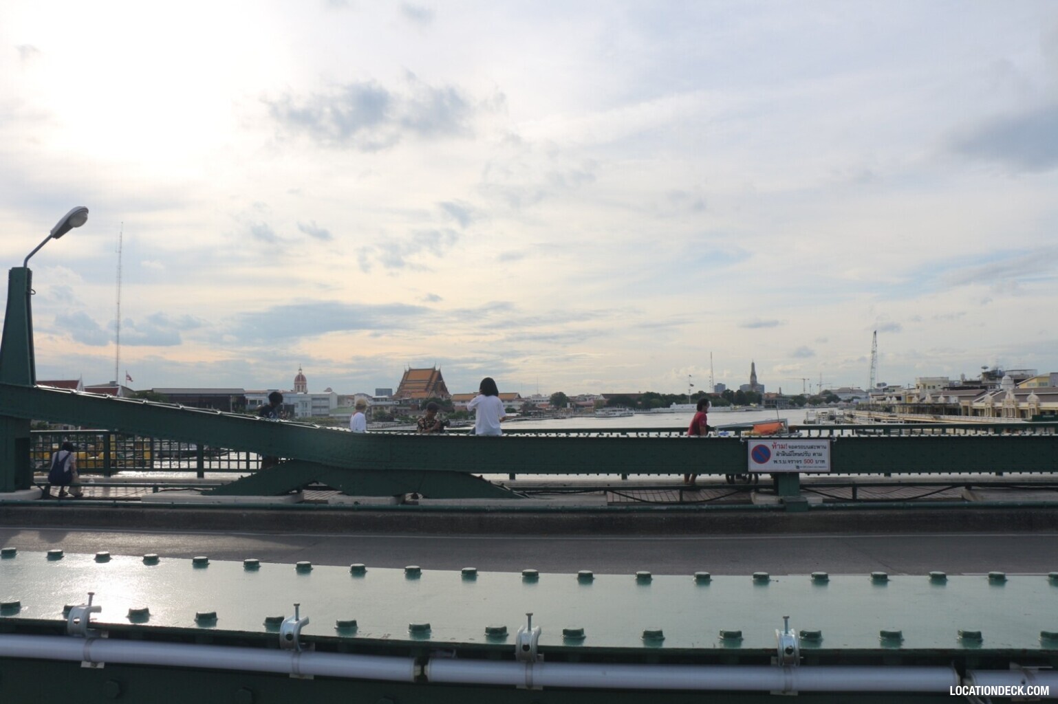 Chao Phraya Sky Park & Phra Phutthayotfa Bridge - Bangkok, Thailand Filming Location
