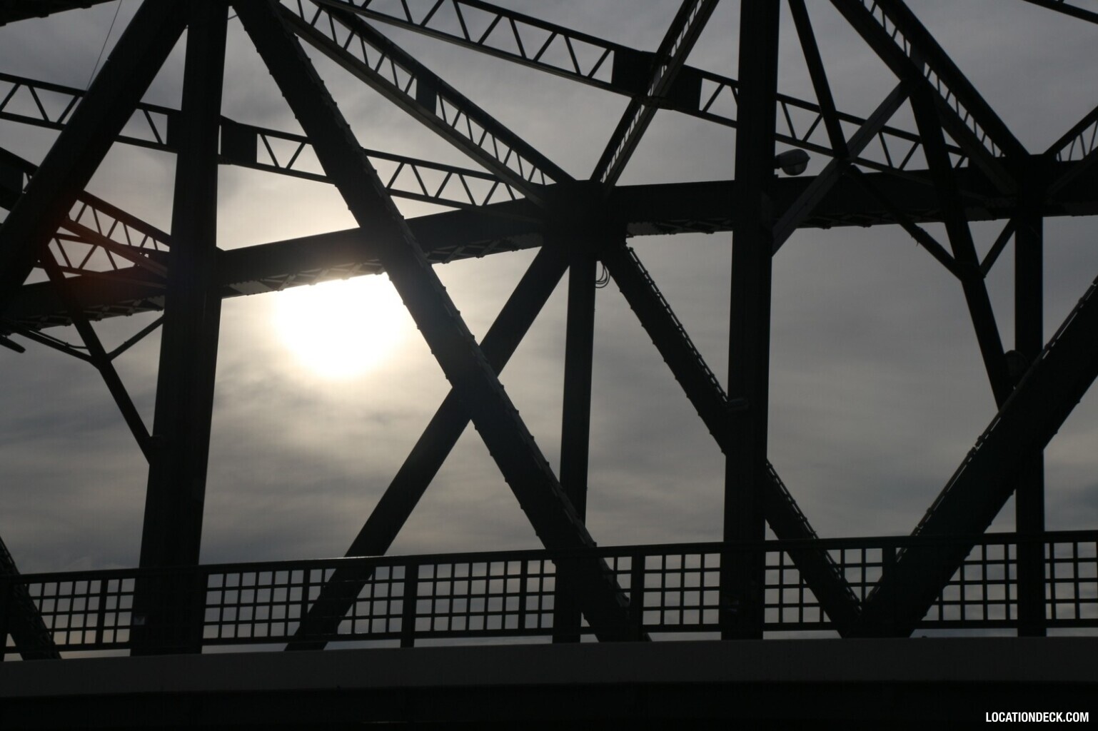 Chao Phraya Sky Park & Phra Phutthayotfa Bridge - Bangkok, Thailand Filming Location