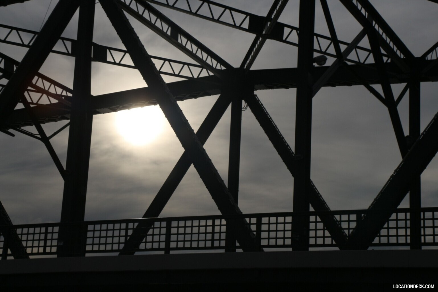 Chao Phraya Sky Park & Phra Phutthayotfa Bridge - Bangkok, Thailand Filming Location