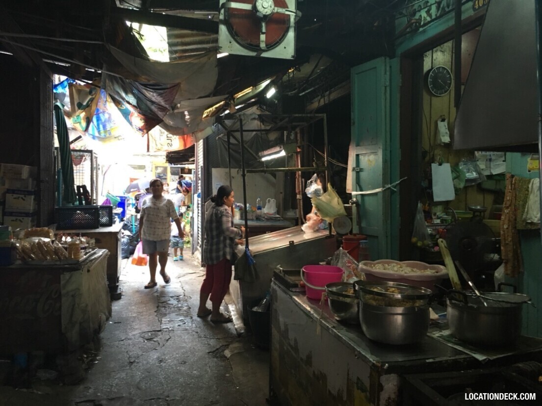 Alleyway in Phra Sumen Road - Bangkok, Thailand Filming Location