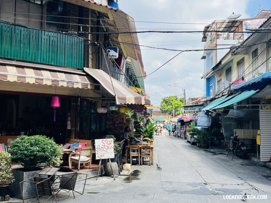 Soi Samsen - Bangkok, Thailand Filming Location