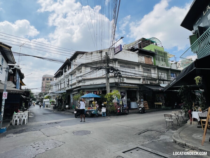 Soi Samsen - Bangkok, Thailand Filming Location