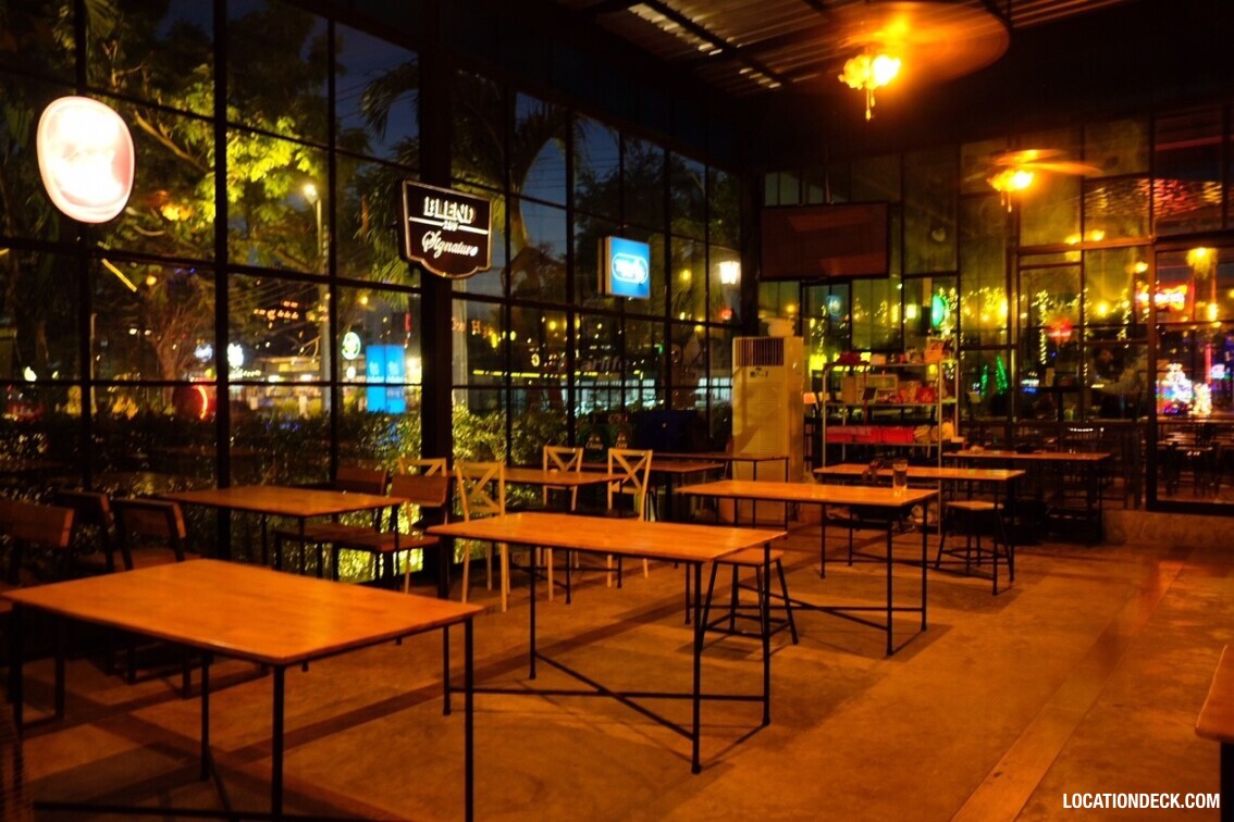 Green Bar & Restaurant - Bangkok, Thailand Filming Location