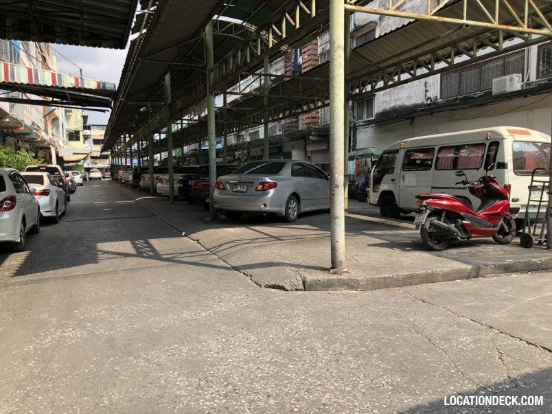Phra Khanong Market - Bangkok, Thailand Filming Location