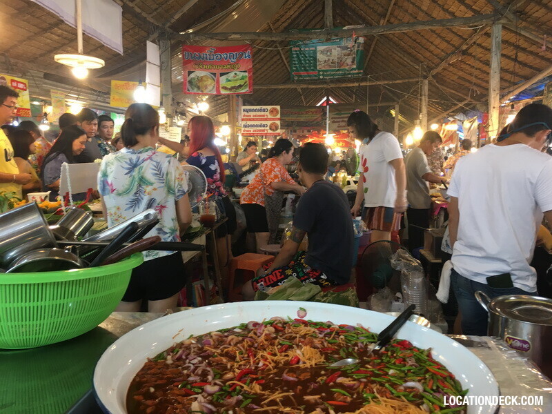 Klong Lad Mayom Floating Market - Bangkok, Thailand Filming Location