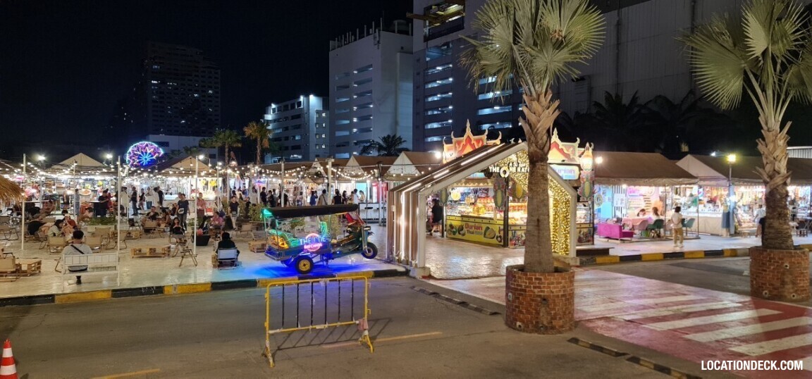 Dee One Ratchada Market - Bangkok, Thailand Filming Location
