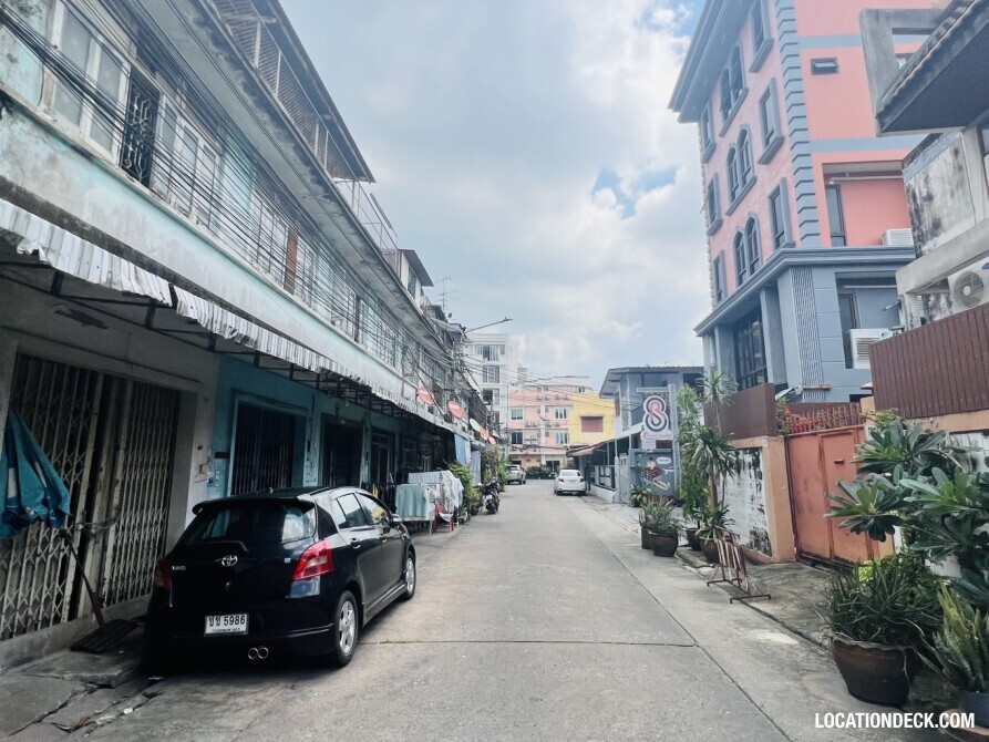 Soi Phra Sawat Street - Bangkok, Thailand Filming Location
