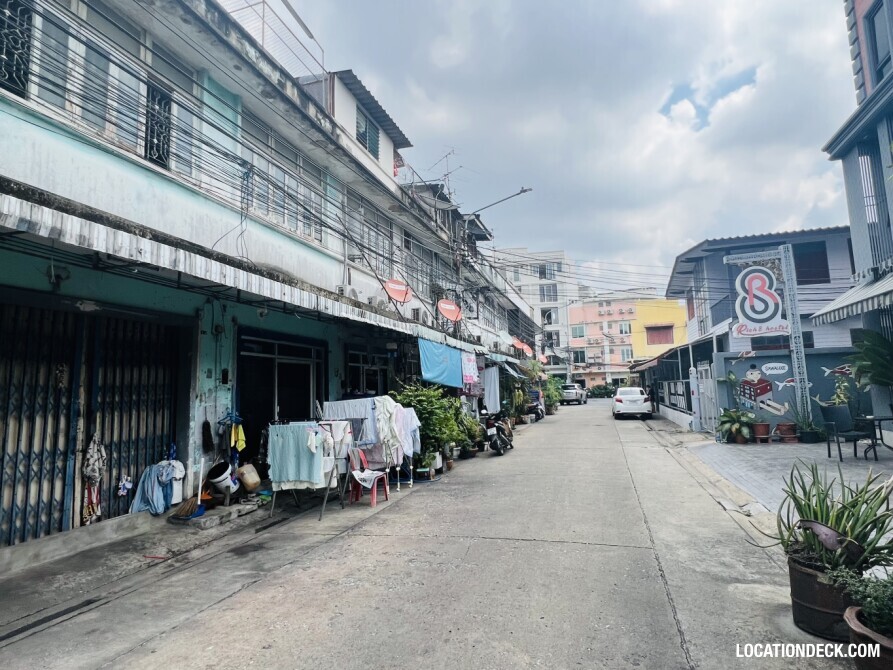 Soi Phra Sawat Street - Bangkok, Thailand Filming Location