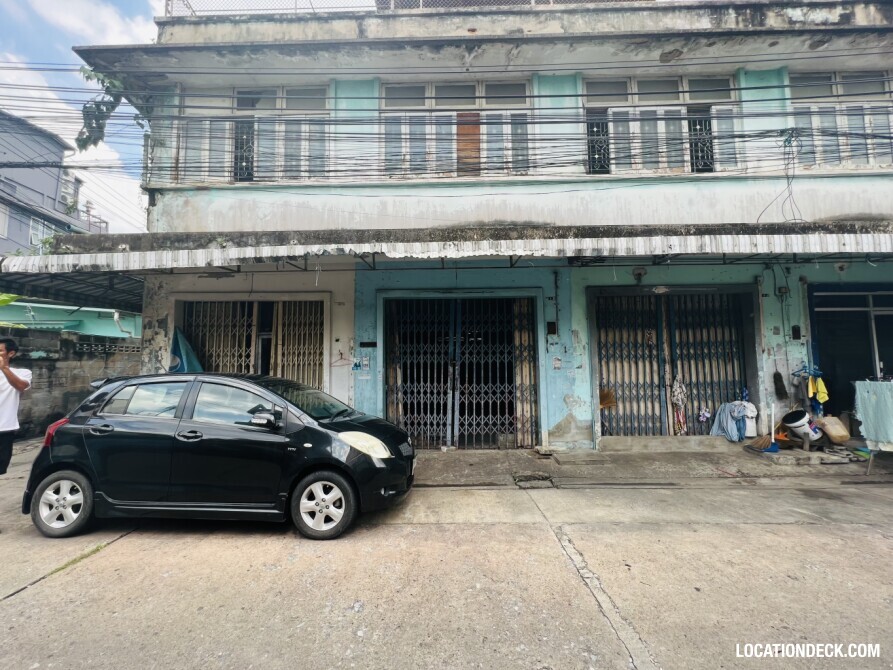 Soi Phra Sawat Street - Bangkok, Thailand Filming Location