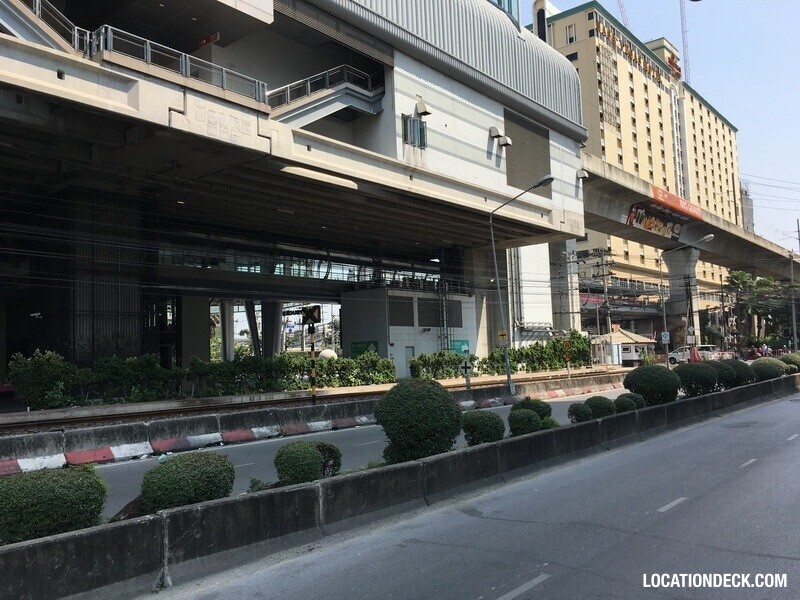 Road Next to Hua Mak ARL - Bangkok, Thailand Filming Location