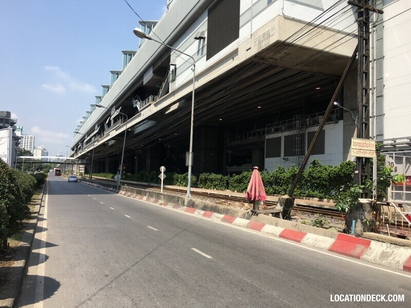 Road Next to Hua Mak ARL - Bangkok, Thailand Filming Location