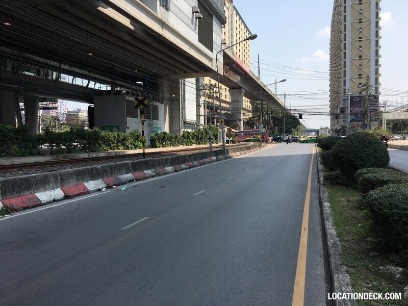 Road Next to Hua Mak ARL - Bangkok, Thailand Filming Location