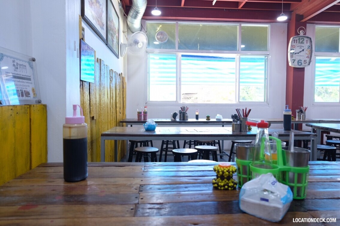 Sri Lueng Pochana Chicken Rice - Bangkok, Thailand Filming Location