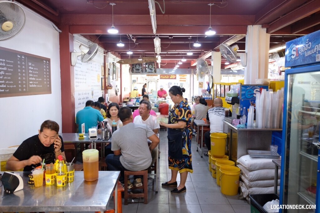 Sri Lueng Pochana Chicken Rice - Bangkok, Thailand Filming Location