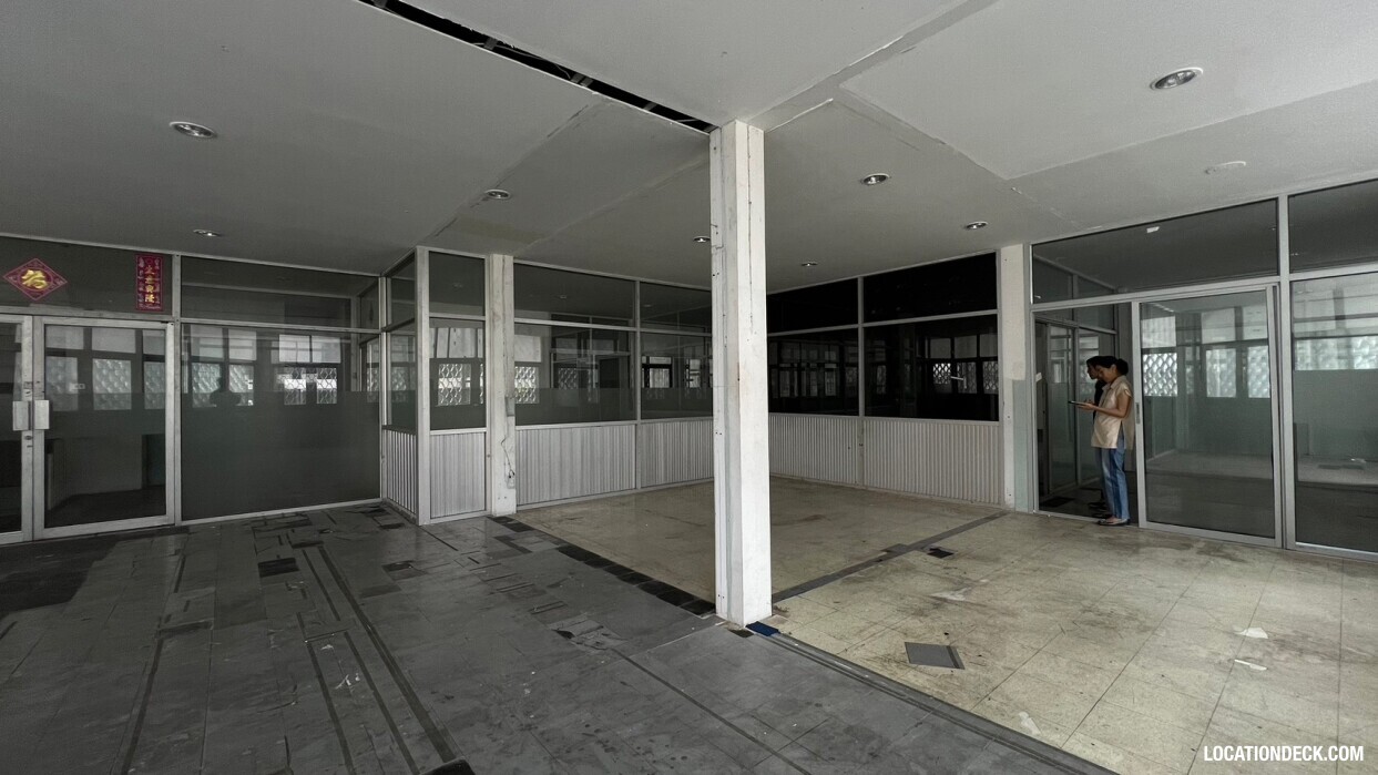 Soi Chalerm Khet 1 - Bangkok, Thailand Filming Location