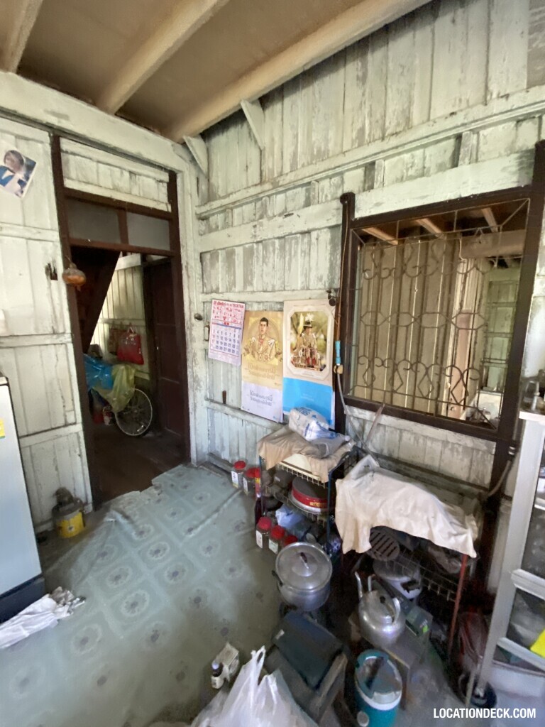 Prakhanong Wood House - Bangkok, Thailand Filming Location