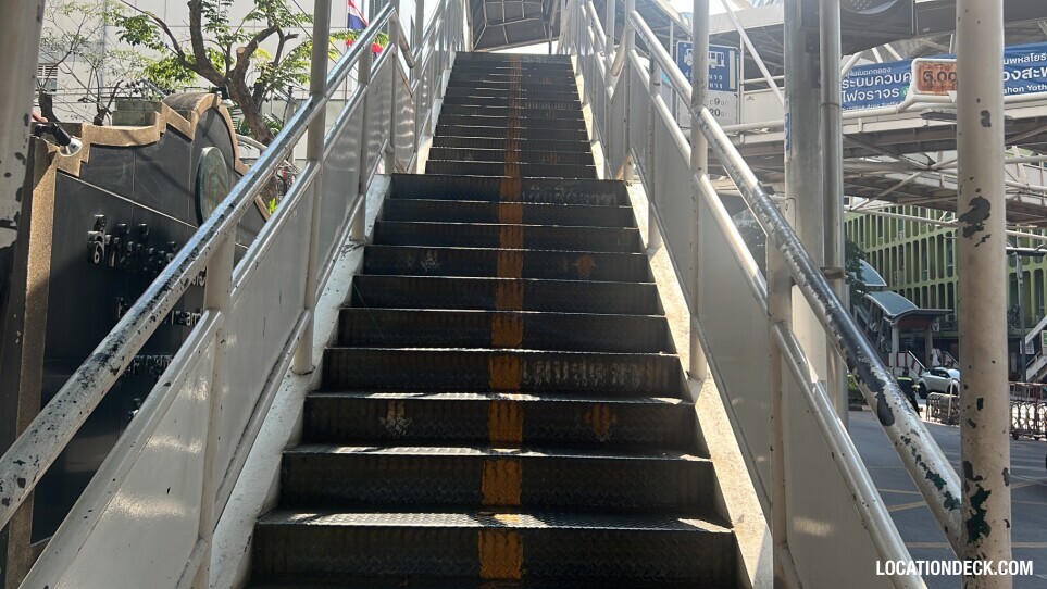 Phaya Thai Ari 3 Bridge - Bangkok, Thailand Filming Location