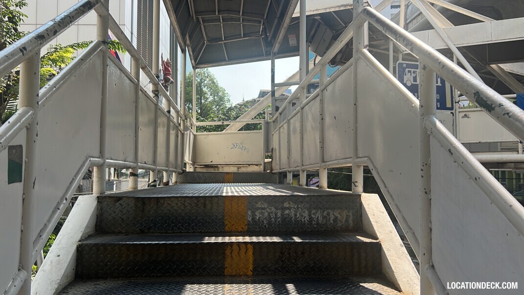 Phaya Thai Ari 3 Bridge - Bangkok, Thailand Filming Location